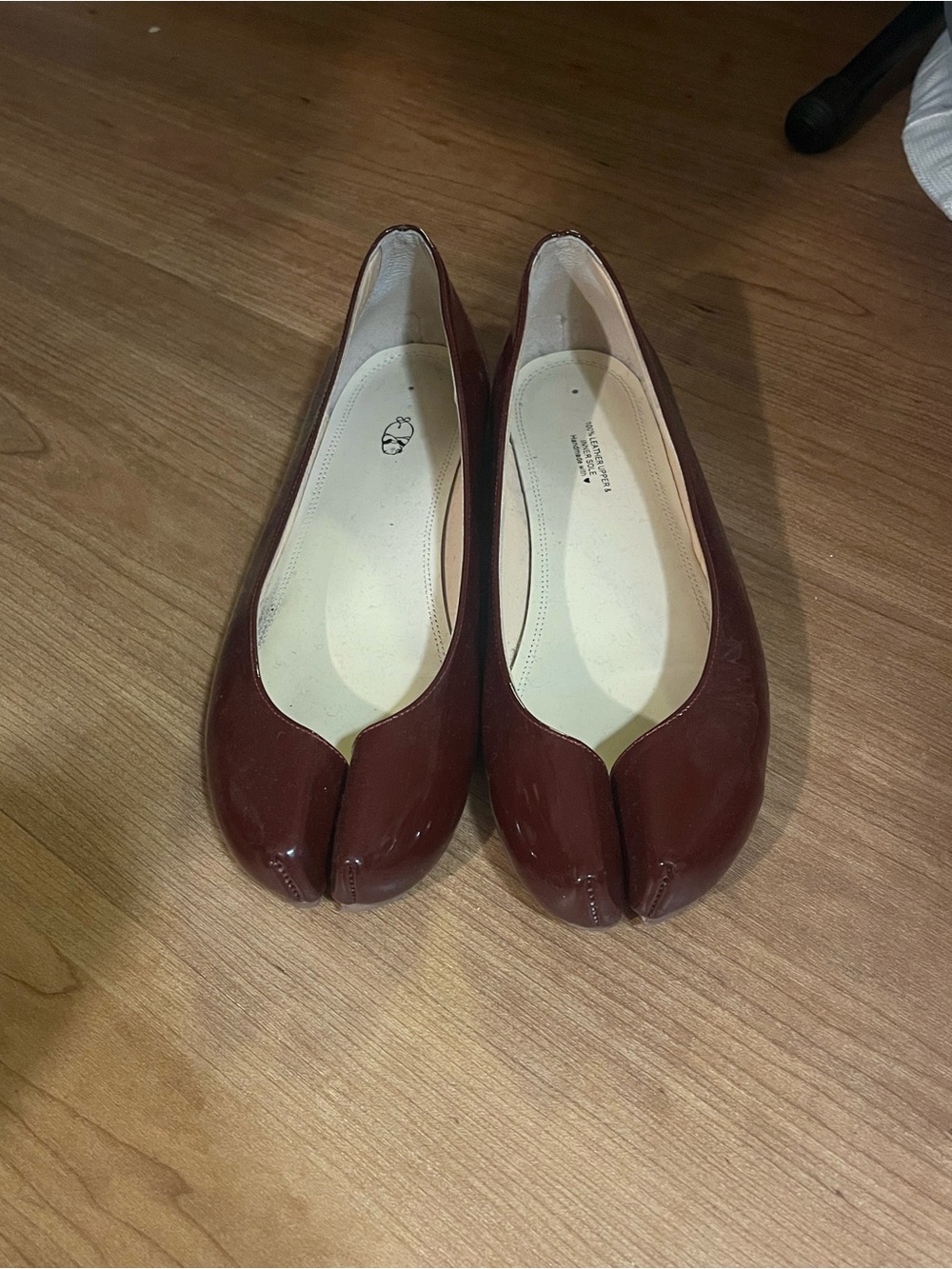 Women’s Burgundy Split-Toe Patent Cow Leather Tabi Ballet Flats